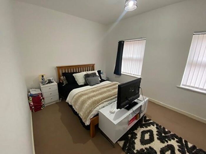 2 Bedroom Apartment To Rent In St Peters Street, Northampton, NN1