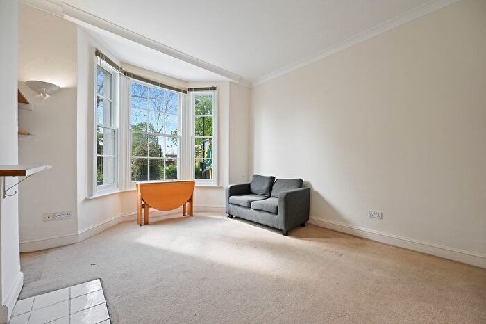 1 Bedroom Flat To Rent In Bramber Road, London, W14