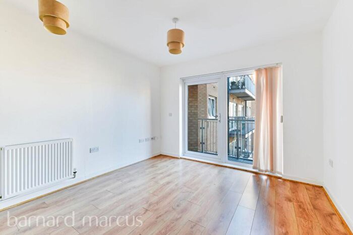 1 Bedroom Apartment To Rent In Whitestone Way, Croydon, CR0