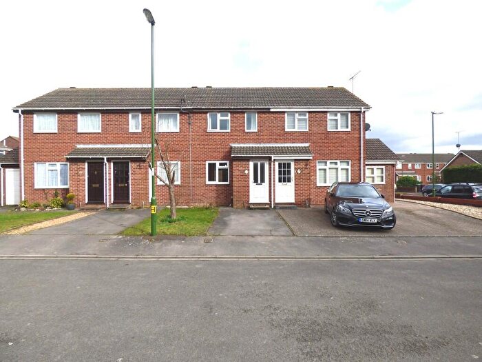 2 Bedroom Terraced House To Rent In Caernarvon Road, Chichester, PO19