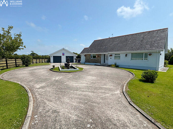 5 Bedroom Bungalow For Sale In Llanfachraeth, Anglesey, LL65