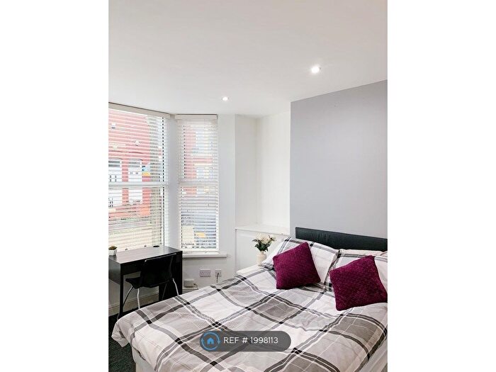 6 Bedroom Terraced House To Rent In Empress Road, Liverpool, L7