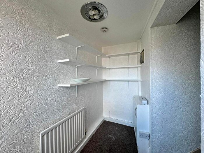 1 Bedroom Apartment For Sale In Westfield Avenue, Thurlstone, S36