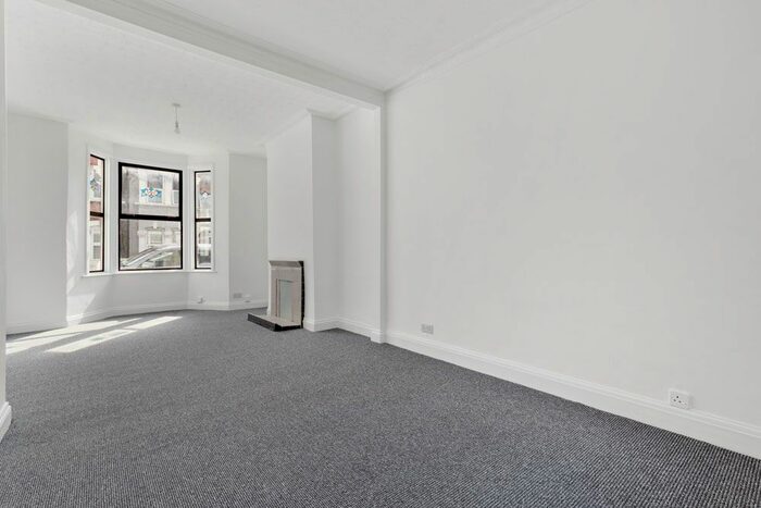 3 Bedroom Terraced House To Rent In Ashville Road, Leytonstone E11