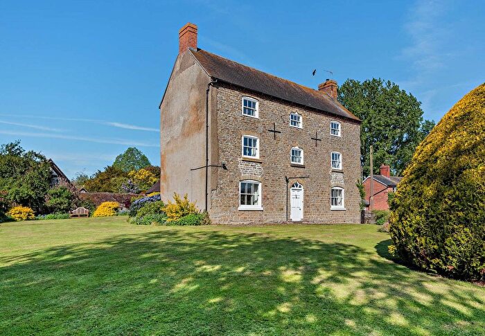 6 Bedroom Equestrian Property For Sale In Culmington, Ludlow, Shropshire, SY8