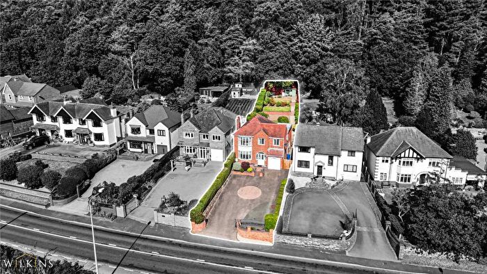 4 Bedroom Detached House For Sale In Lichfield Road, Hopwas, Tamworth, Staffordshire, B78