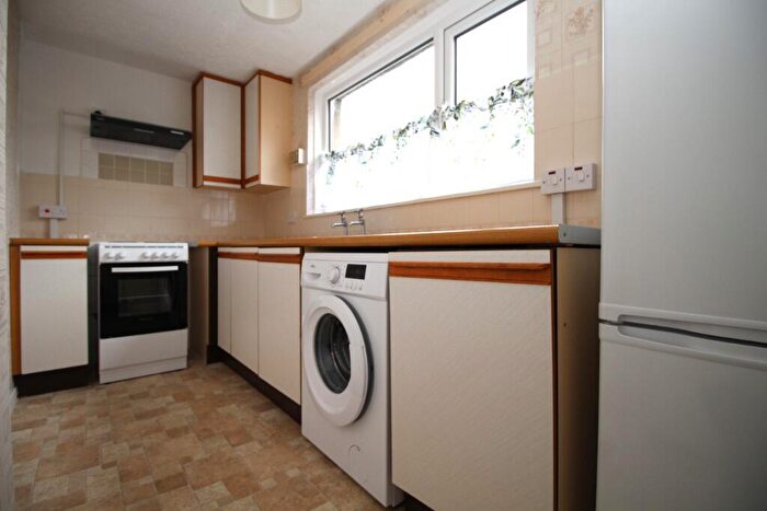 1 Bedroom Flat To Rent In Strowan Road, Grangemouth, Falkirk, FK3