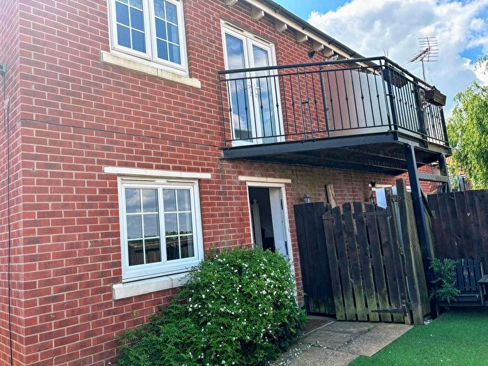1 Bedroom Terraced House To Rent In Parsons Close, Fernwood, NG24