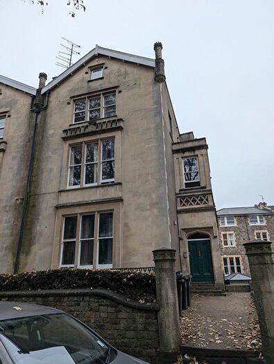 3 Bedroom Flat To Rent In Arlington Villas – Basement Flat Ref, BS8