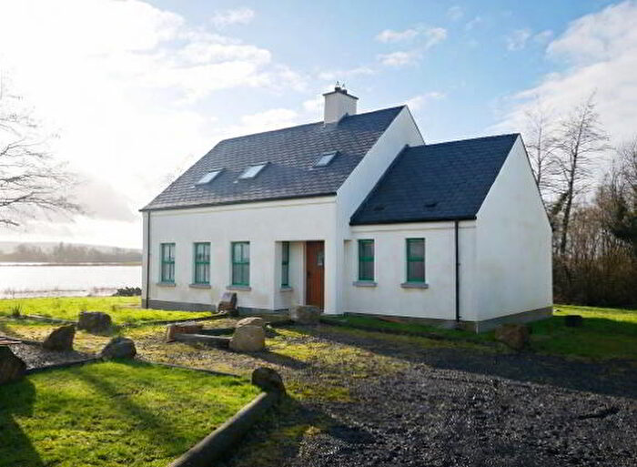 5 Bedroom Chalet Bungalows For Sale In Kilmore Quay Cottages, Lisnaskea, BT92