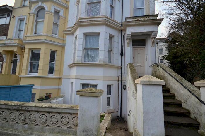 1 Bedroom Flat To Rent In Stockleigh Road, St. Leonards-On-Sea TN38