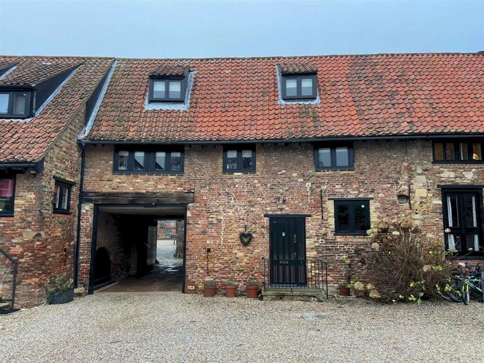2 Bedroom Flat To Rent In Bellfosters, Kings Staithe Lane, King's Lynn, Norfolk, PE30