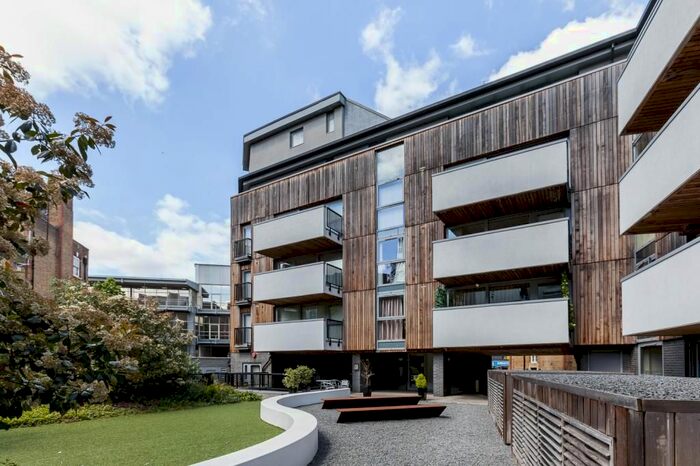 1 Bedroom Flat To Rent In Hornsey Road, Islington, N7