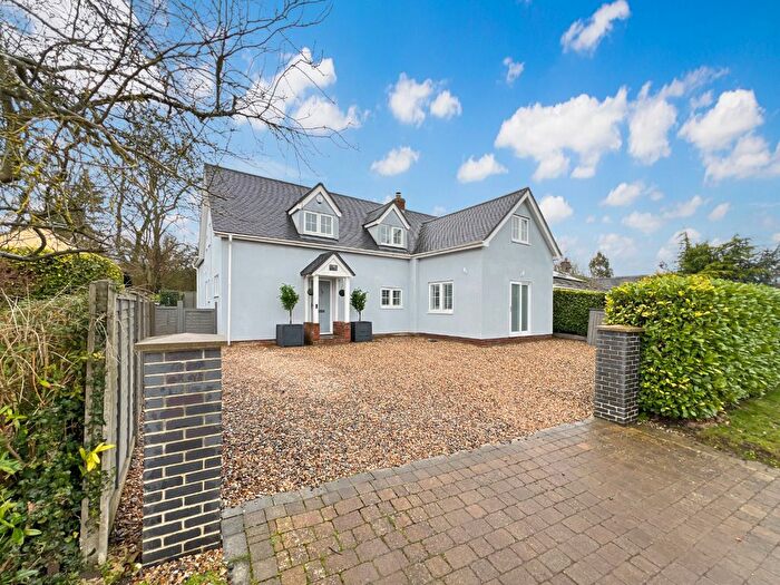 5 Bedroom Detached House For Sale In Bluebell Cottage, Caxton End, Eltisley, PE19