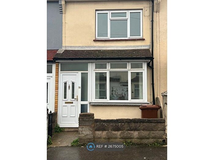 3 Bedroom Terraced House To Rent In Chaucer Road, Gillingham, ME7