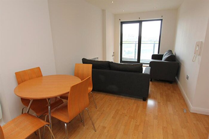 2 Bedroom Flat To Rent In Brewery Wharf, Waterloo Street, LS10