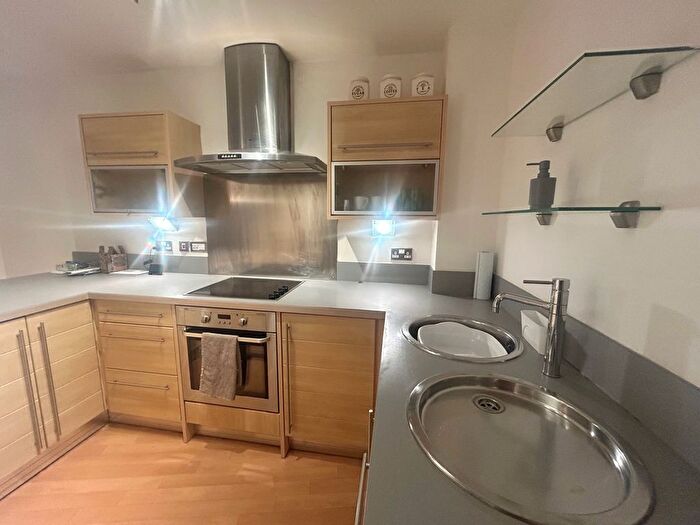 2 Bedroom Flat To Rent In Wharton Court, Hoole Lane, Chester, CH2