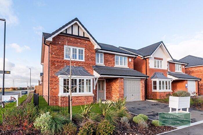 4 Bedroom Detached House For Sale In Teasel Green, Eggborough, Selby, North Yorkshire, DN14