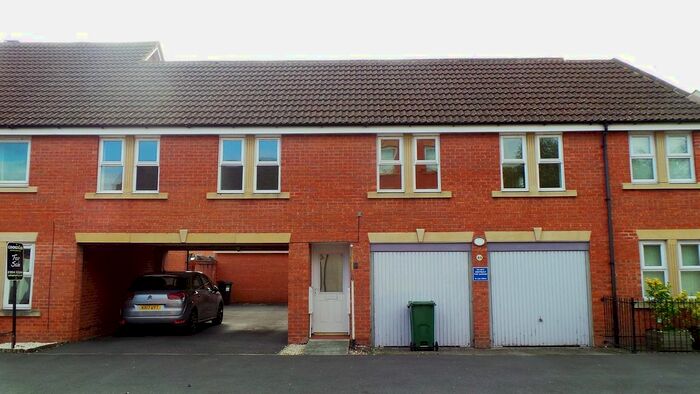 2 Bedroom Flat To Rent In Old Mill Way, Weston Super Mare BS24