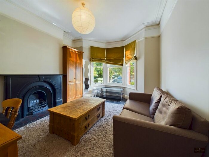 2 Bedroom Flat To Rent In Belmont Road, Exeter, EX1
