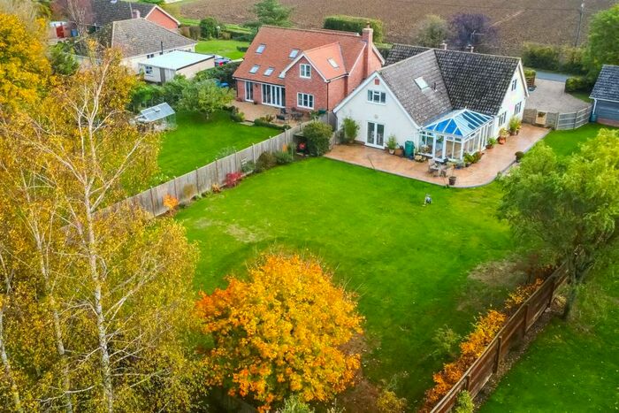 4 Bedroom Detached House For Sale In Hawthorns, Nedging Tye, IP7