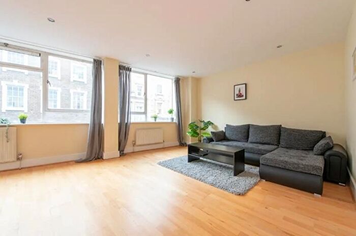 3 Bedroom Flat To Rent In Garrick House, St Martin's Lane, Covent Garden, Holborn, Leicester Square, London, WC2N