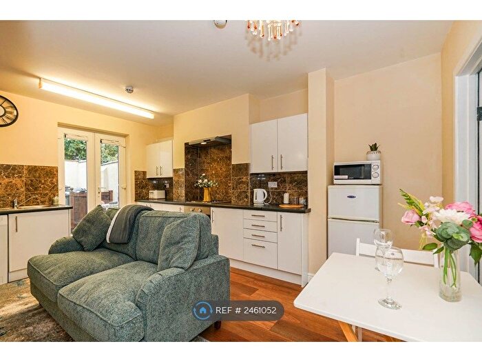 1 Bedroom Flat To Rent In Eccles Town Centre, Eccles, M30