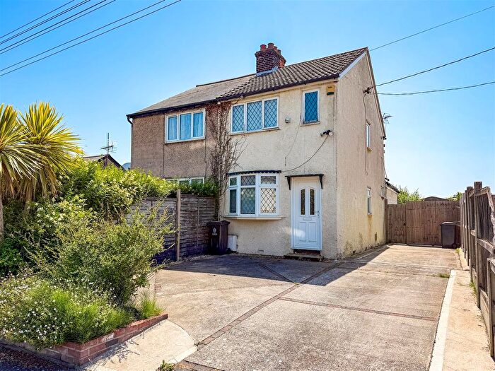 3 Bedroom Semi Detached House For Sale In Elm Road, Little Clacton, Essex, CO16
