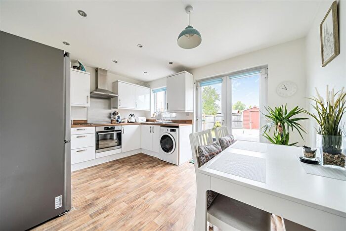 2 Bedroom Semi-detached House For Sale In Morris Drive, Pentrechwyth, Swansea, SA1