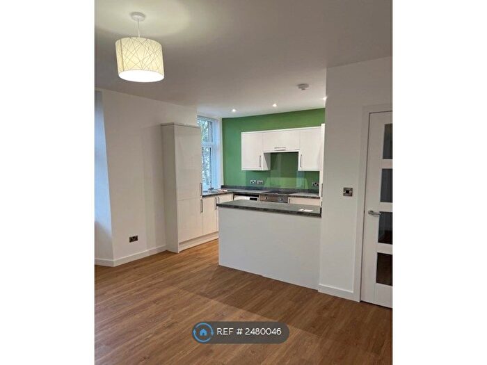 2 Bedroom Flat To Rent In St Catherines Road, Perth, PH1