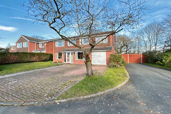 5 Bedroom Detached House For Sale In Alderley Close, Sandbach, CW11