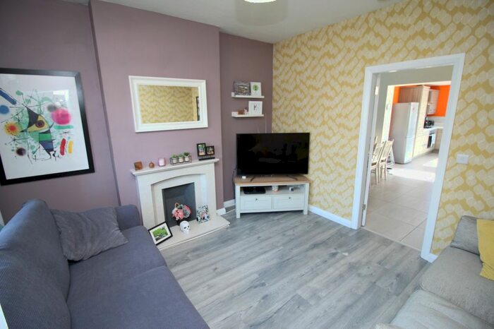 2 Bedroom Bungalow For Sale In Warren Park Avenue, Lisburn, County Down, BT28