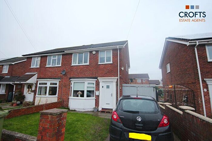 3 Bedroom Semi-Detached House For Sale In Ferndown Drive, Immingham, DN40