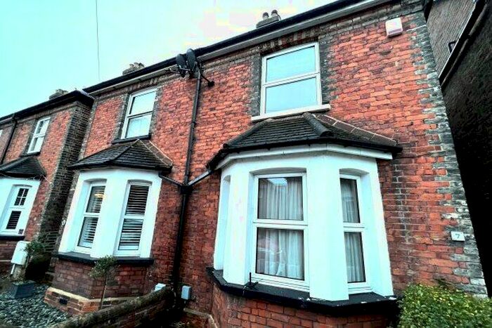 3 Bedroom Property To Rent In Margaret Road, Guildford, GU1