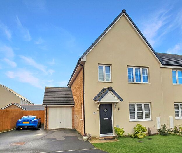 3 Bedroom End Terrace House For Sale In Fulmar Road, Bude, Cornwall, EX23