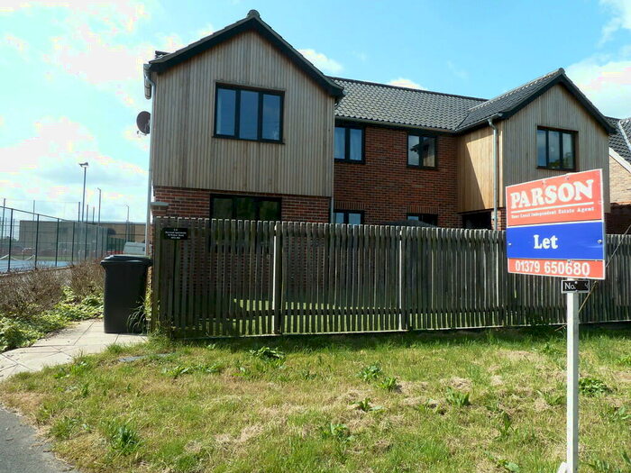 2 Bedroom Ground Flat To Rent In Walcot Road, Diss, Norfolk, IP22