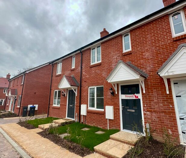 2 Bedroom Terraced House To Rent In Windflower Chase, Worthing, BN13