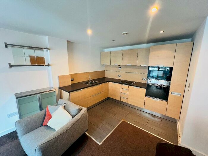 2 Bedroom Apartment To Rent In Green Quarter, Hornbeam Way, Manchester, M4