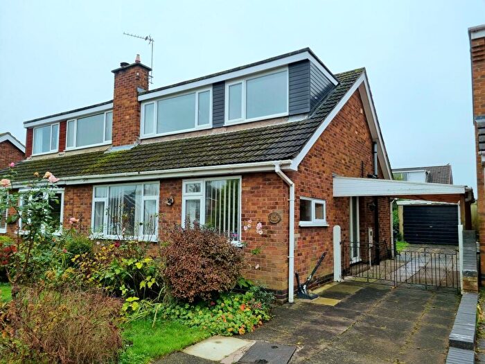 3 Bedroom House To Rent In Chichester Close, Loughborough, LE11