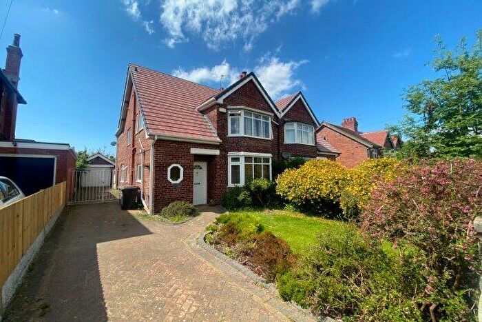 3 Bedroom Property To Rent In Manor Hill, Prenton, CH43