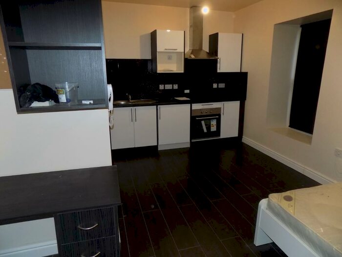 1 Bedroom Apartment To Rent In Ffordd Y Ffynnon, Bangor, Gwynedd, LL57