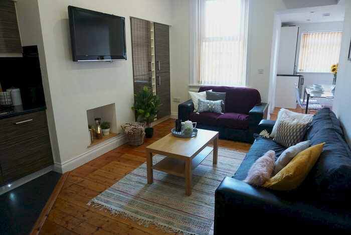 5 Bedroom End Of Terrace House To Rent In Cardigan Terrace, Heaton, NE6