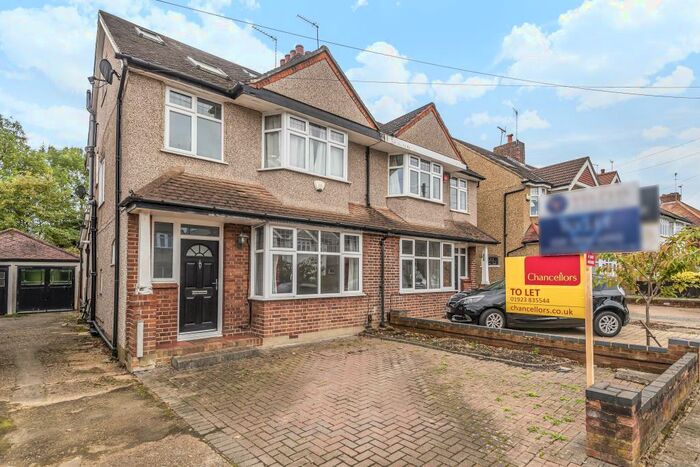 4 Bedroom Semi-Detached House To Rent In Hill Road, Pinner, HA5