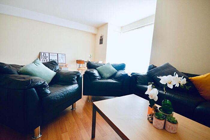 2 Bedroom House To Rent In Chancellor Court, Liverpool, L8