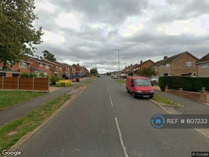 3 Bedroom Semi-Detached House To Rent In St. Annes Road, Kettering, NN15