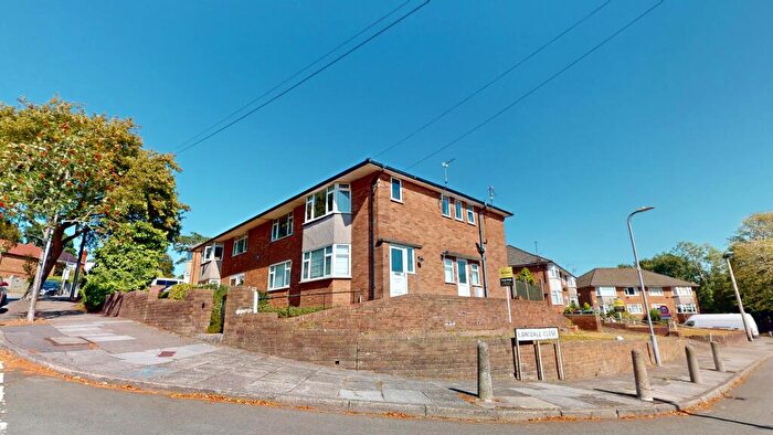 3 Bedroom Maisonette For Sale In Hampton Court, Brandreth Road, Penylan, Cardiff, CF23