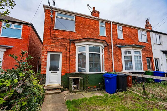 3 Bedroom End Of Terrace House To Rent In Allenby Avenue, Grimsby, DN34