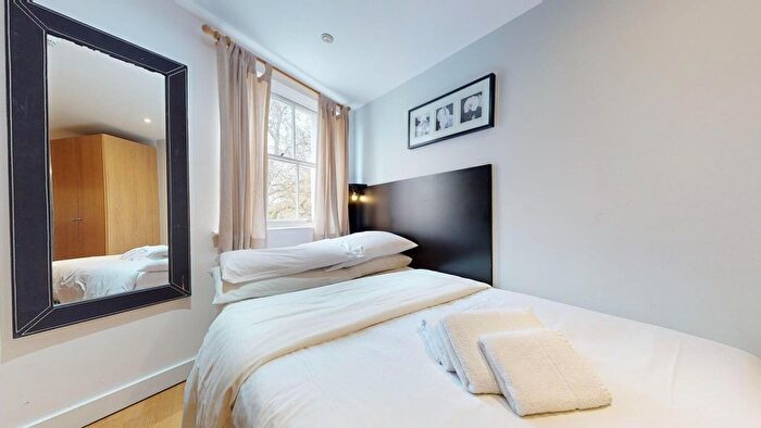 Studio To Rent In Cartwright Gardens, London, WC1H