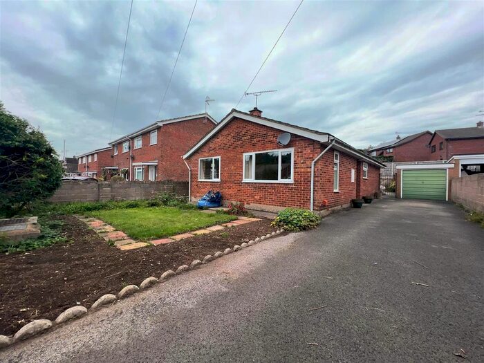 3 Bedroom Bungalow To Rent In Poolway Place, Coleford, GL16