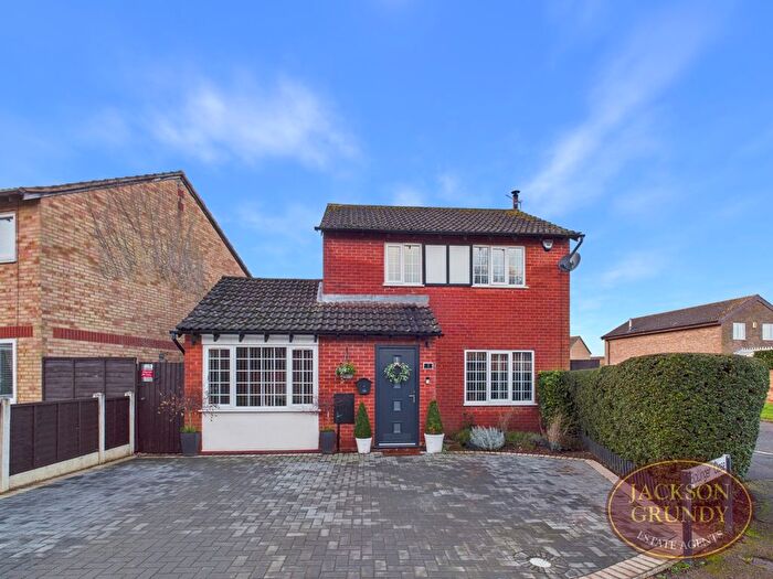 3 Bedroom Detached House For Sale In Bollinger Close, Duston, NN5